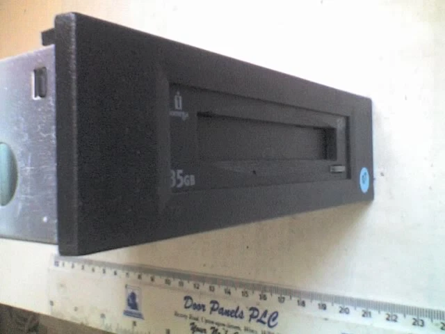 IOMEGA Rev 35Gb 3 1/2" Internal IDE Interface Hard Drive & fitted Adaptor , Disk - Image 3 of 4