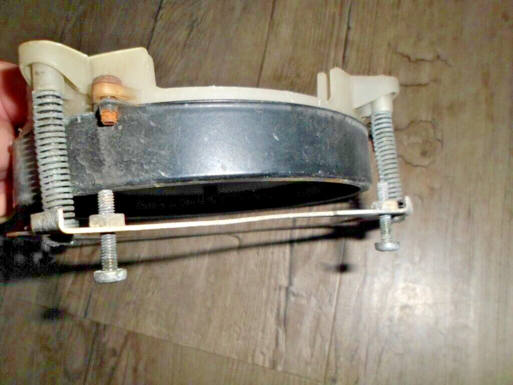 1991 Lotus Elan - High & Low Beam Retainer Pair Right Side **1 BOLT NOT ORIG.**