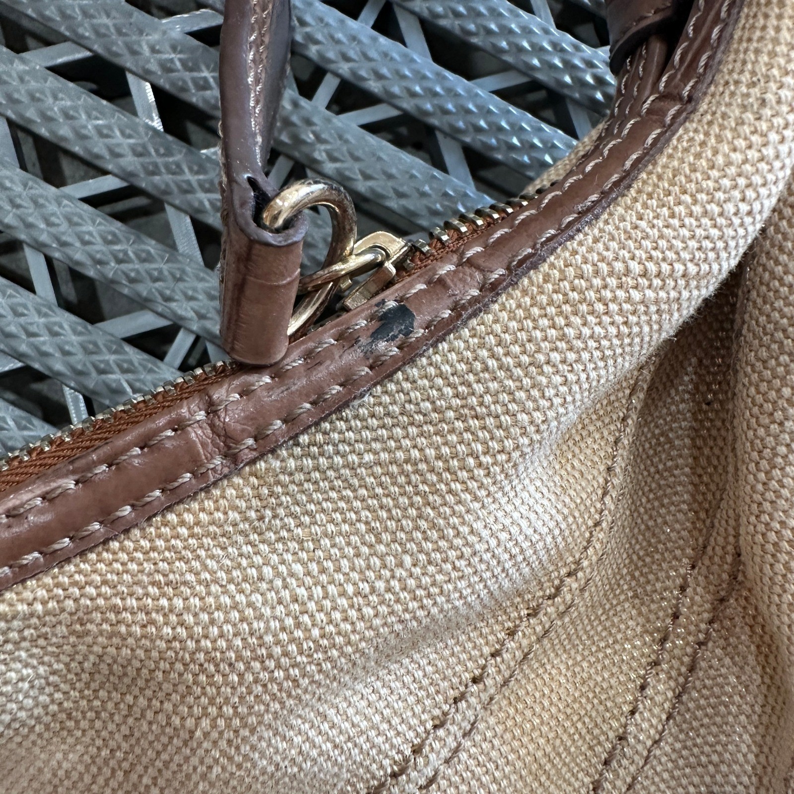 Liz Claiborne Hobo Bag Beige Canvas Purse Brown Leather Trim Shoulder Bag