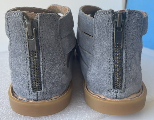 Born Sandalen IWA ~ Damen 8M ~ gewebtes graues Wildleder ~ Reißverschluss hinten Gladiator-Flats ~ NEU - Bild 8 von 15