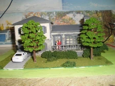 HO scale house Split Level House Gray Bachmann 1953,2552,2572,2713,2901,5213s