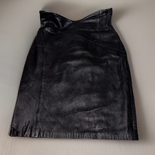 Forenza Vintage 1990's Black Genuine Leather Midi Pencil Skirt Goth Metal Size 4