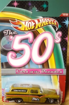 Hot Wheels The '50s Cars of The Decades 8 Crate 1:64 Scale Metal Bottom New 2011