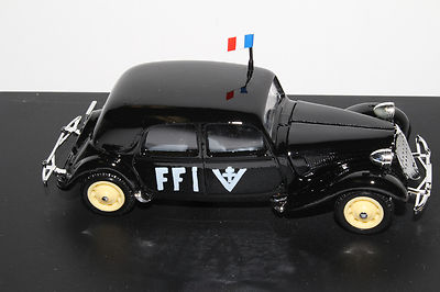 Citroen Traction Légère FFI 1944 - 1/43ème sous blister