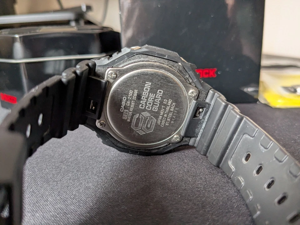 Casio G-Shock GA-2100-1A1, photo 3 of 5