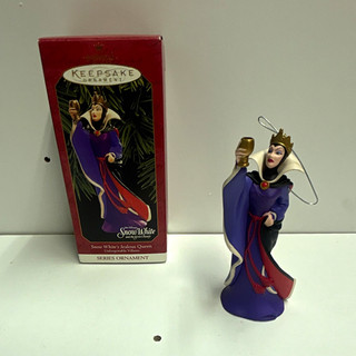 Hallmark Keepsake Disney Snow White's Jealous Queen Ornament 1999 Plastic