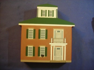 Cat s Meow Village ''CAPTAIN'S HOUSE'' LOCATED IN DRESDEN, OH