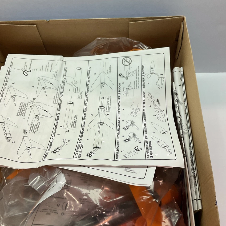 Estes Alpha III Rocket Bulk Pack - Inclui 5 kits de foguetes modelo iniciante - Imagem 3 de 4