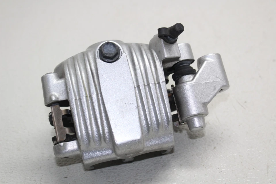 Штангенциркуль левого переднего тормоза 2012-2016 Harley-Davidson Seventy Two Xl1200v - Изображение 3 из 4