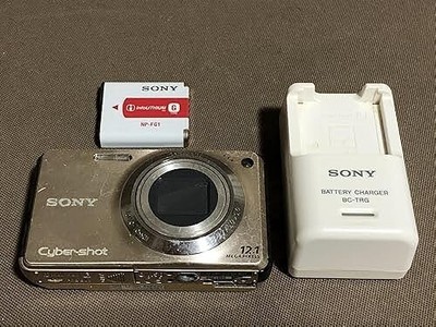 Sony Cybershot DSC-W270 12.1MP Compact Digital Camera GOLD used 