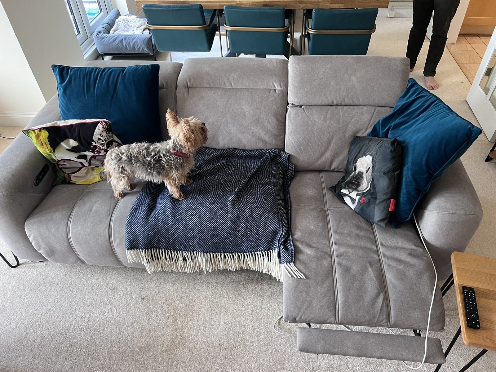 sofas 3 and 2 seater lather recliners