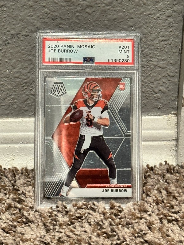 2020 Panini Mosaic - Rookies Joe Burrow #201 (RC) PSA 9 🔥🔥