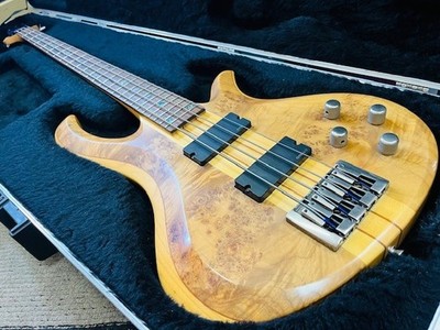 Schecter Riot-4 Active Specs Emg Equipped Through Neck