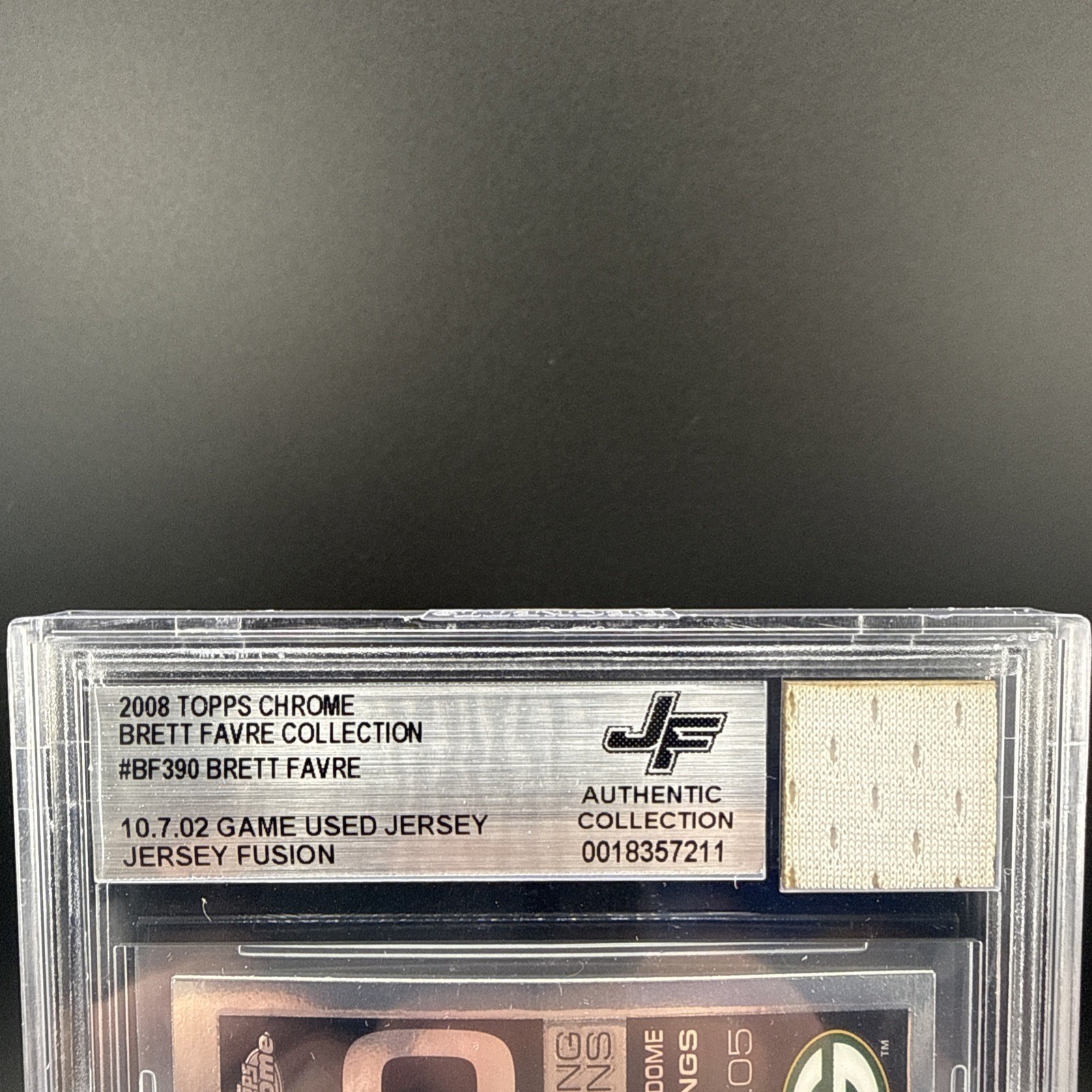 2008 Topps Chrome Brett Favre #BF390 Jersey Fusion Game Used Patch Packers BGS view 3