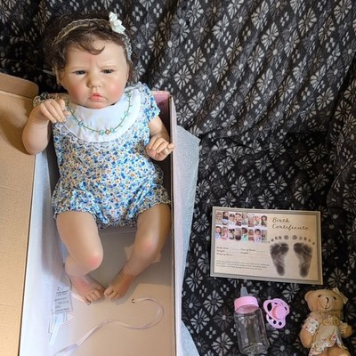 Reborn Dolls Girl Reborn Doll Vinyl/Cloth Light Brown Eyes & Curly Hair w/ Set