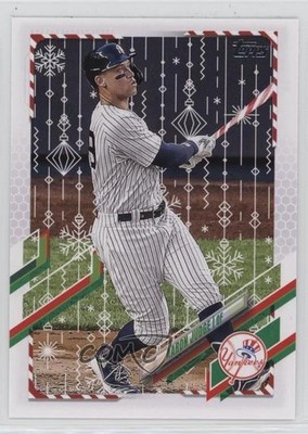 2021 Topps Holiday WalMart Mega Box SP Rare Variation Aaron Judge #HW99 1hn7