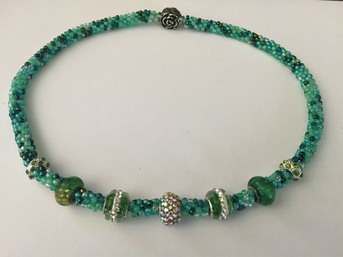 Handmade Kumihimo Green Beaded Necklace Stainless Steel Rose Magnetic Clasp - Picture 6 of 8
