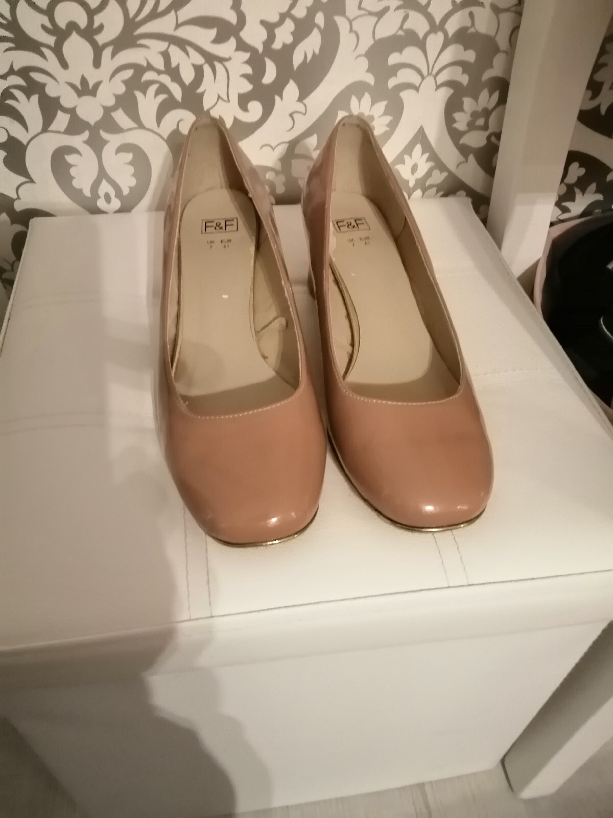 florence and fred Size 7uk Patent Faux Leather  Court Shoe 2"heel Lovely... image 2