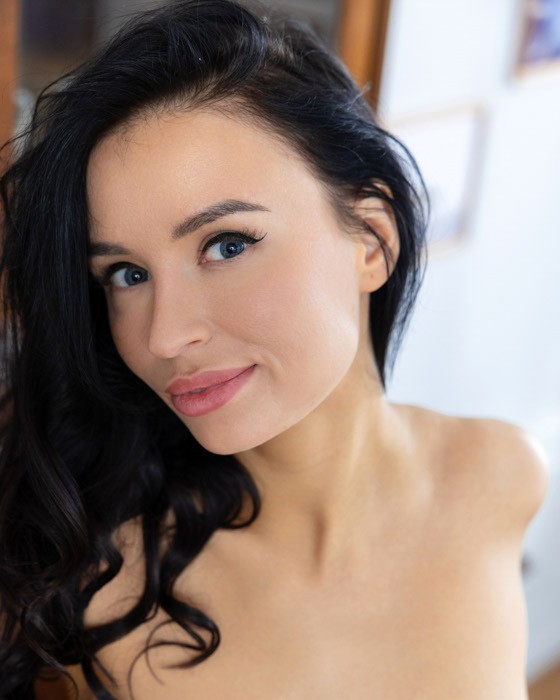 Set of 5 Photos 8x10 - Hot Sexy Beautiful Buxom Woman, Pinup Art Print