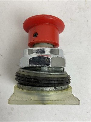 SQUARE D 9001KR24R MUSHROOM BUTTON OPERATOR HAS CRACKS IN THE RED BUTTON