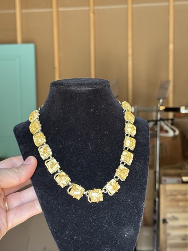 Vintage 60’s Confettif Coro Gold Flake Lucite Necklace - Bild 6 von 7
