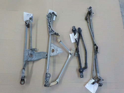 2019 Hyundai Ioniq Windshield Wiper Transmission OEM 109K Miles - LKQ392026760