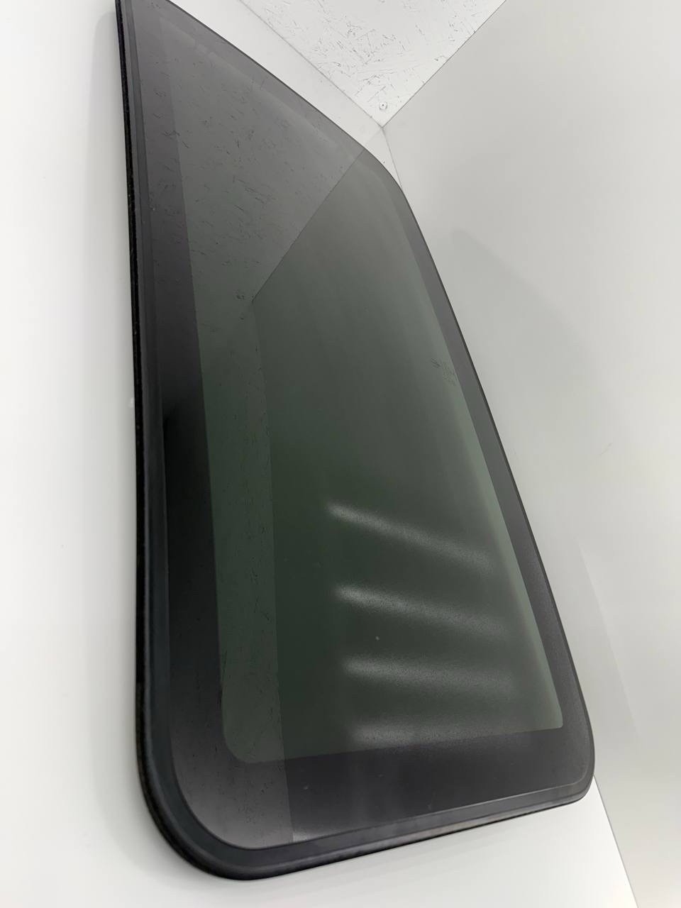 2014 - 2020 Maserati Ghibli Sunroof Glass 