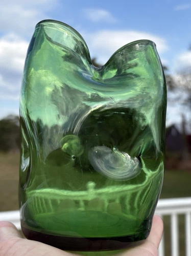Vintage MCM Emerald Green Hand Blown Glass Vase Pinched  Stunning!! Blenko?