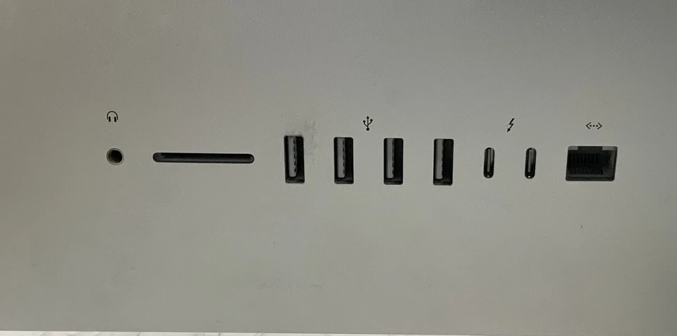 Apple iMac 5K 27" Intel Core i7 4.2 GHz 3TB HDD 64GB RAM Radeon Pro 580 8GB - Image 4 of 4