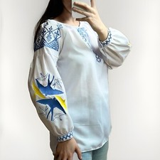 Vyshyvanka Woman Ukrainian embroidery embroidered blouse Sz M Ukraine USA