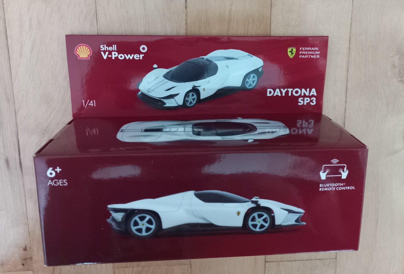 New Shell Bburago 1/41 Ferrari Daytona Collection Bluetooth remote