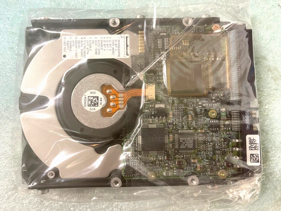 Vintage IBM SCSI DDRS-39130 9GB 68pin 03L5292 Hard Drive CERTIFIED RM3-HD2 - Image 2 of 4