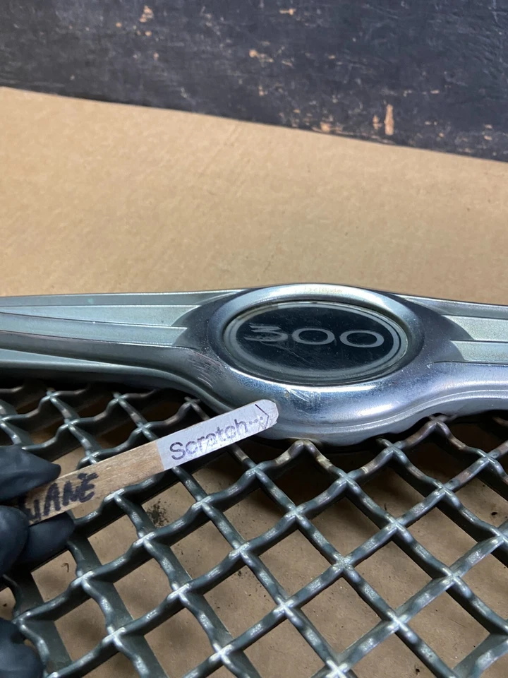 Chrysler 300 300C 2005 a 2010 rejilla metálica de acero inoxidable OEM N8975 DG Foto 4 de 4