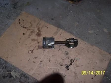 CASE INTERNATIONAL 584,585 TRACTOR DIESEL ENGINE PISTON AND ROD