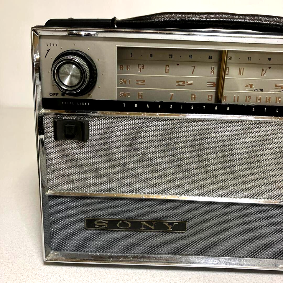 Sony Radio TR812 Used Operation Confirmed In perfect working order