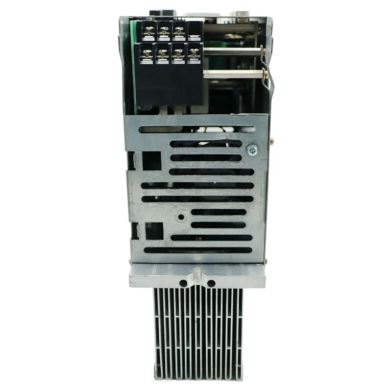 Servoaccionamiento usado 1 año de garantía MIV0405A-1-B5 OKUMA MIV0405A1B5 Foto 3 de 4