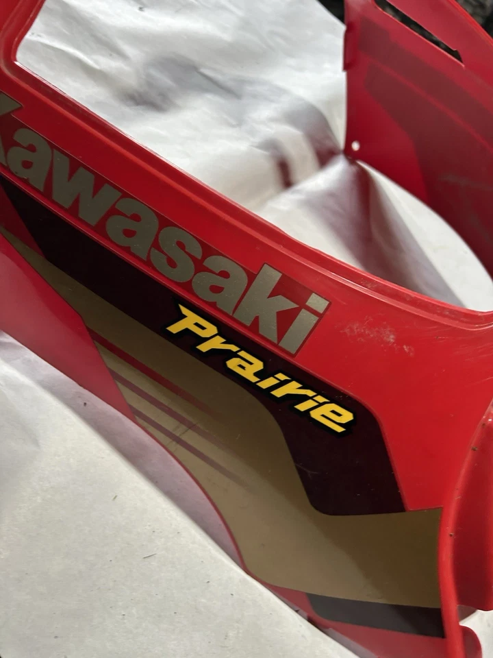 Kawasaki Prairie 650 KVF650 2002 OEM cubierta del tanque de combustible 1491-1423-6L Foto 3 de 4