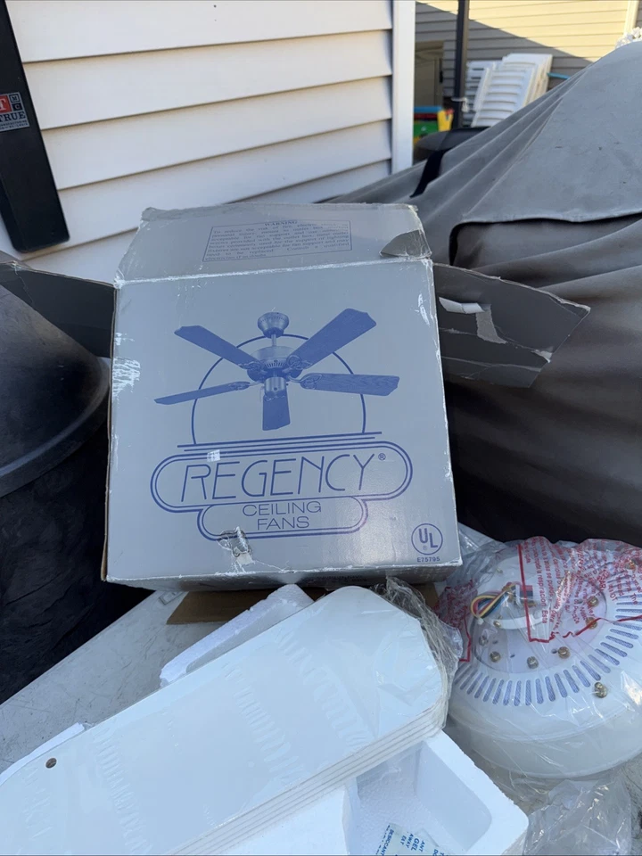 New Old Stock Regency Marquis Countess 42" 5 Blade Ceiling Fan, White - Image 2 of 4