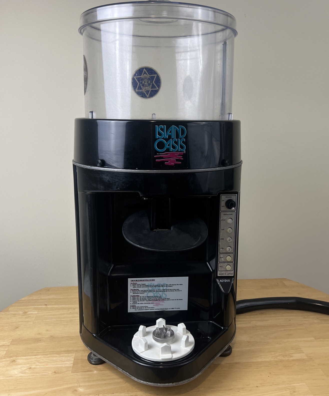 ISLAND OASIS SB-3X MACHINE w/WRNTY - SMOOTHIE & FROZEN DRINK