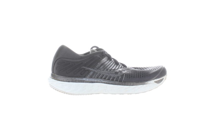 saucony triumph 17 blackout
