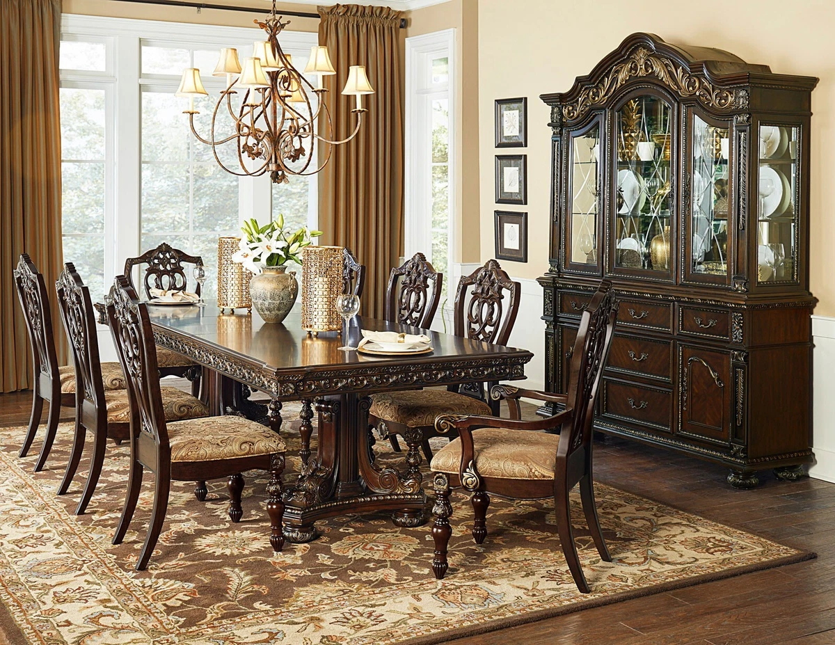 Old Fashioned Dining Room Furniture