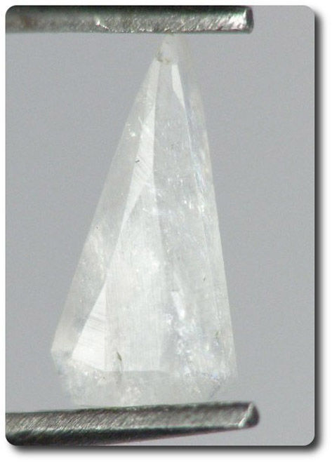 Minéral rare d'épistilbite d'Inde 0.31 carat de qualité supérieure pour vitrine
