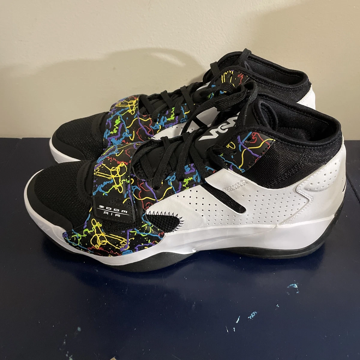Jordan shop graffiti shoes
