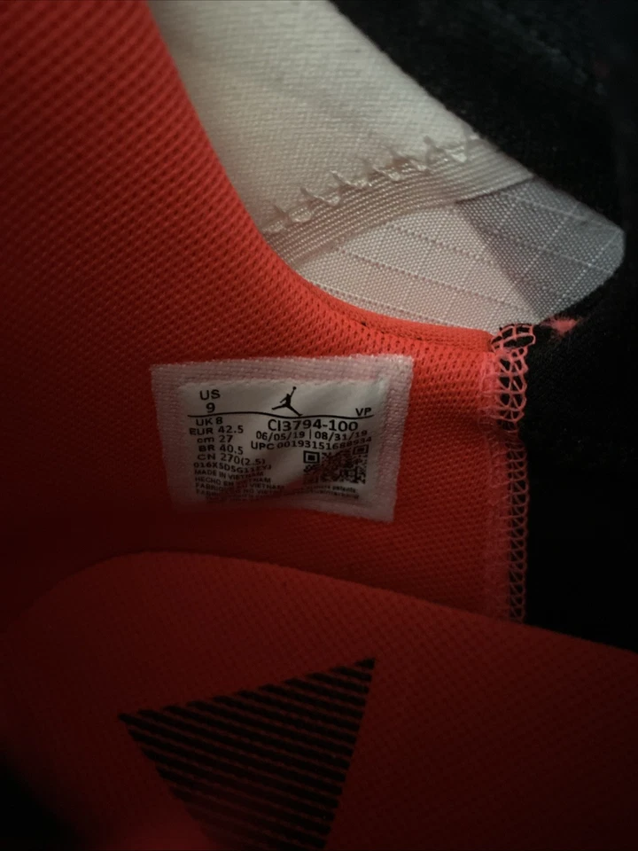 Jordan Proto React Z nunca usado blanco y negro en caja Foto 4 de 4