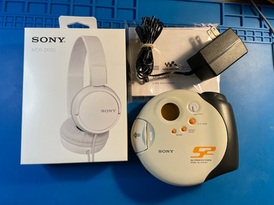 Sony Walkman D-SJ301 S2 Sports CD Player G-Protection, MDR ZX110