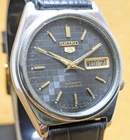 Rare vintage Seiko 5 automatic day date movement number 7019A japan made men's w
