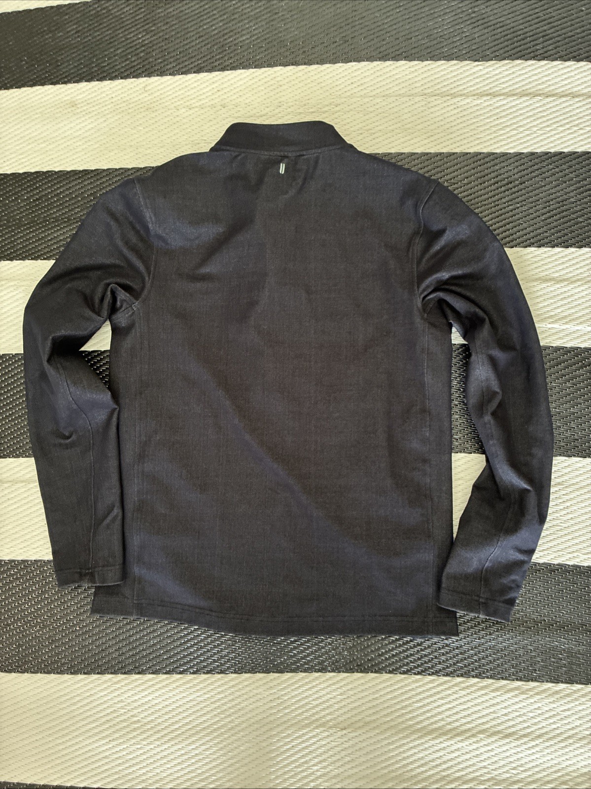 nobull jacket medium - image 5