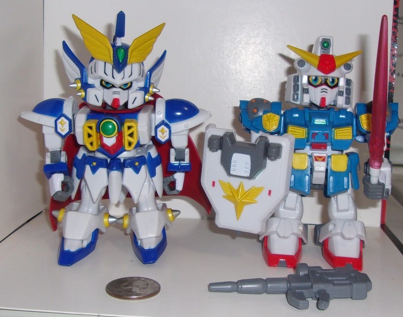 SD Gundam Force 01 Captain Gundam and Superior Defender 4" Bandai 2003 lot of 2