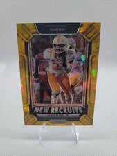 2025 Panini Prizm Draft Picks # 20 James Pearce Jr New Recruits Gold Cracked Ice
