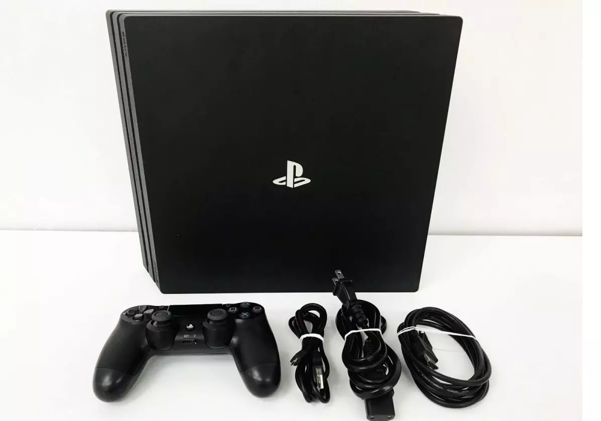 PS4 Pro Jet Black 1TB CUH-7000B-